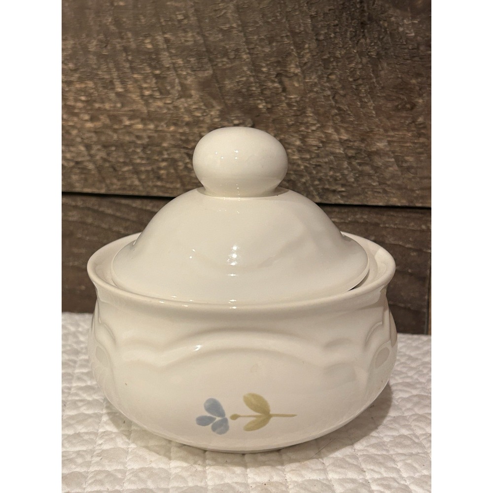 Vintage Pfaltzgraff Garland Sugar Bowl With Lid